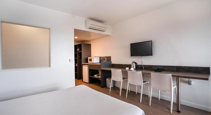 รูปของห้องสแตนดาร์ดเตียงใหญ่พร้อมวิวทะเล (Standard Double Ocean View) 5