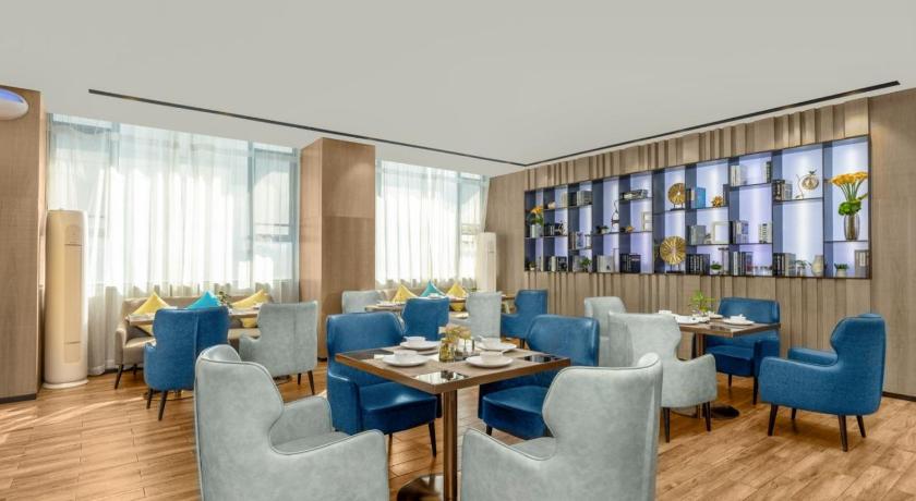 Echarm Hotel Chengdu Chunxi Road IFS Center – Chengdu, IL