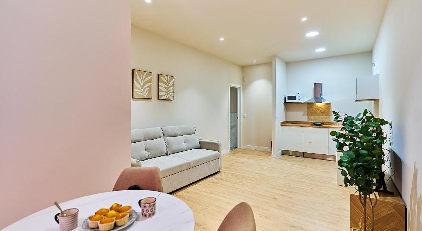 Apartamentos Delia by gaiarooms