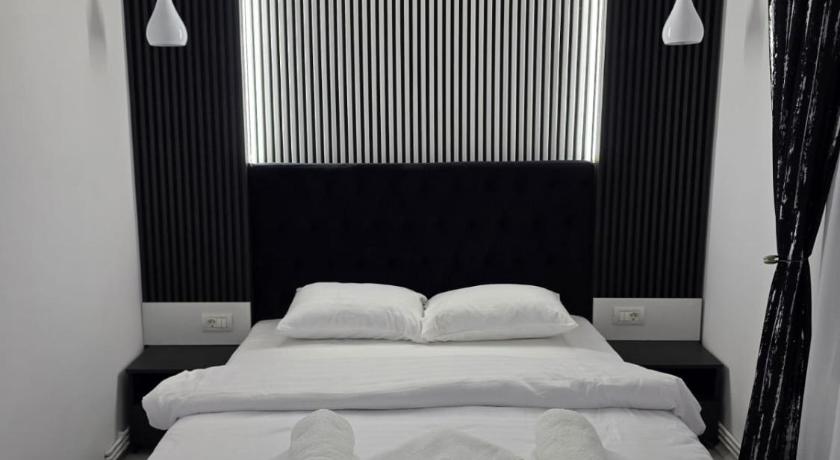 AIM & Residence
