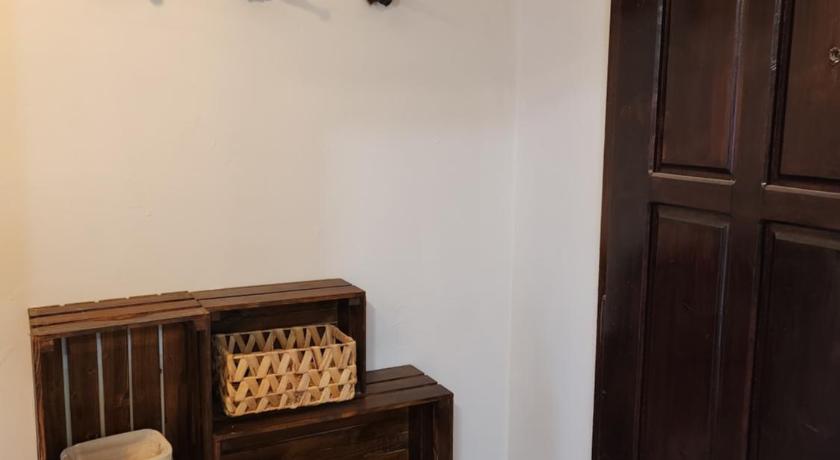 Mini Quiet Central Studio