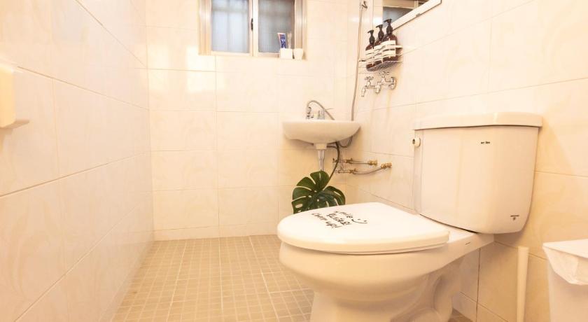 首尔 화곡SongStay 무료짐보관 화곡역 도보5분 더현대서울 여의도 4星级 单人房 餐厅