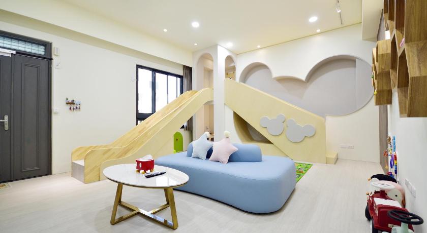 sweet child house - image 2