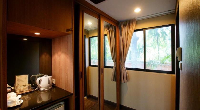 Image of Deluxe Double or Twin Room 17