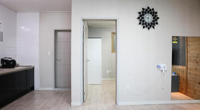 ヨンドク Samcheok Donghae Pension 3つ星 ゲストハウス プール