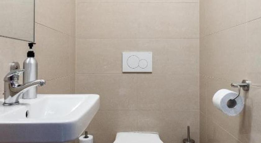 Image of Apartment with Terrace 12