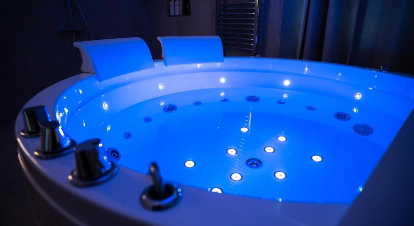 Enjoyhousebracciano suite2