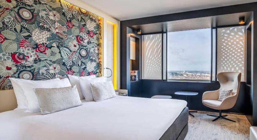 รูปของDeluxe Panorama Room with Lounge Access 3