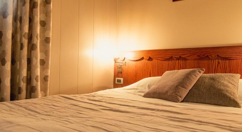 Image of One-Bedroom Suite 5