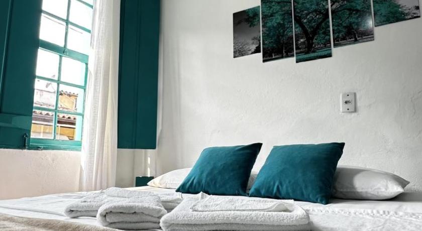 Suites & Hostel Manjericao