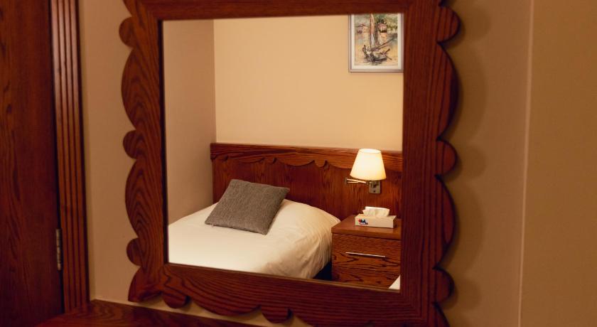 Image of Two-Bedroom Suite 11