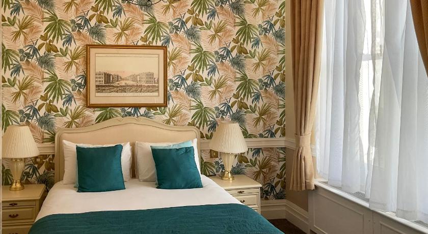 Image of One-Bedroom Suite 3