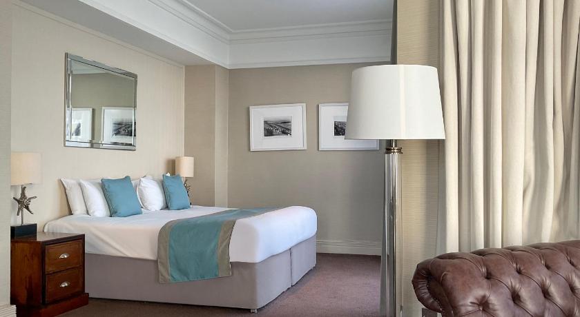 Image of Double Room with Sea View 7