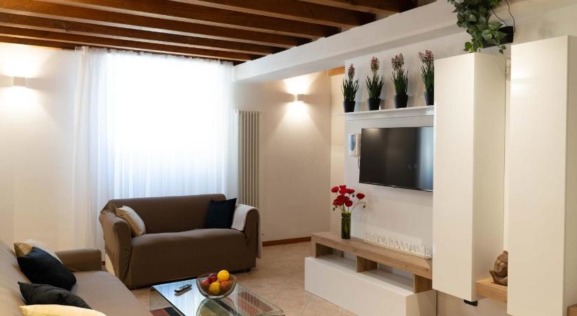 "La casa del sol" per 4 persone vicino a Bergamo
