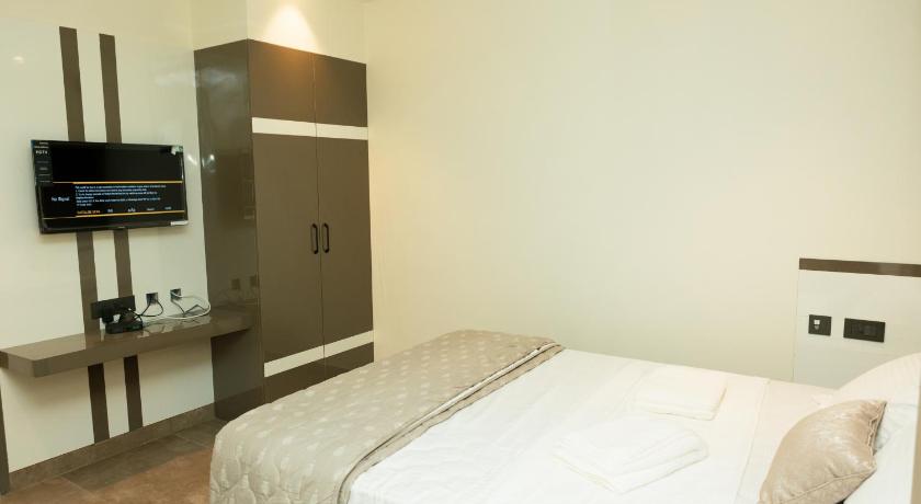 MAS RESIDENCY - image 16