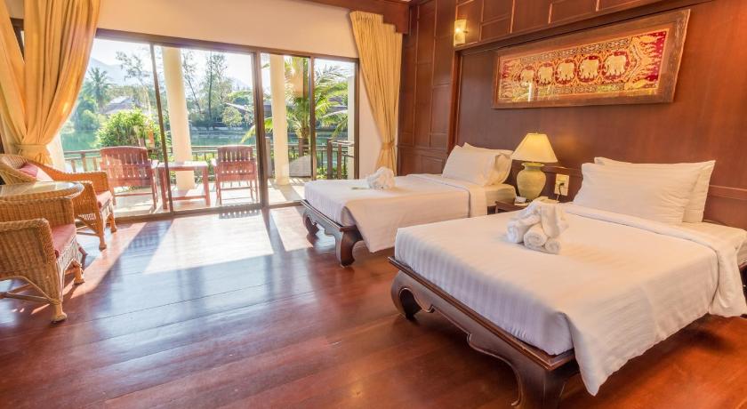 Image of Deluxe Room 3