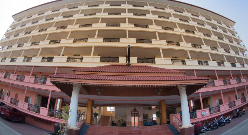 パタヤ Navin Mansion 2 2つ星 ホテル 外観