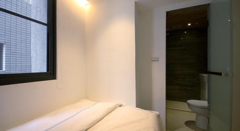 Mini West Hotel - image 24