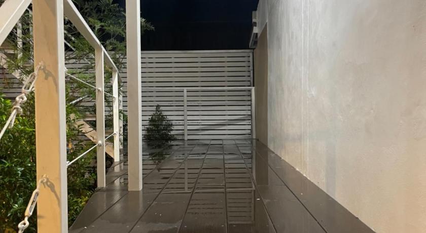 サケーオ Y Apartment - วายอพาร์ทเม้นท์ 5つ星 ホテル 眺望