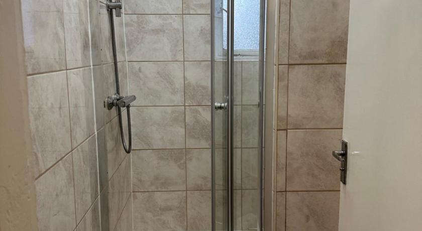 Image of Single Room 1