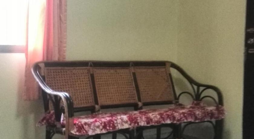 Image of Queen Room with Private Bathroom 1