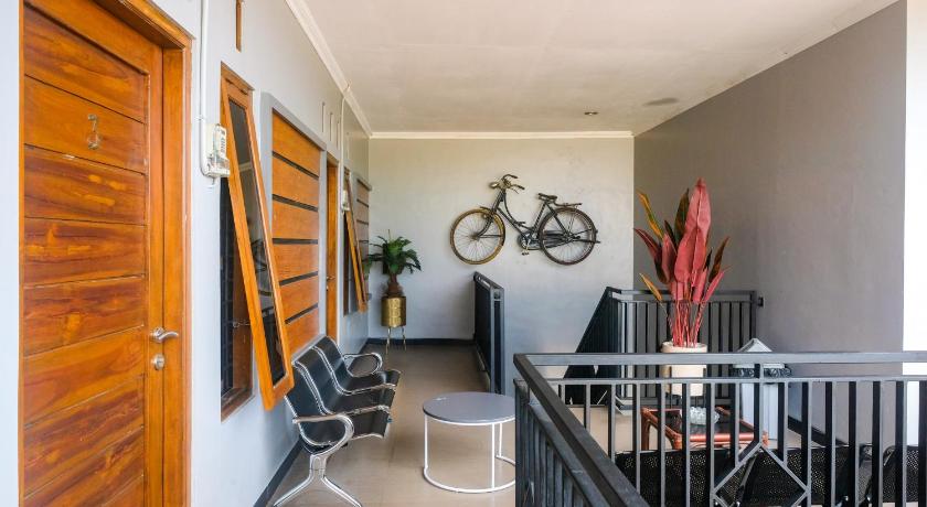 Hotel O Al Abror Homestay - image 10