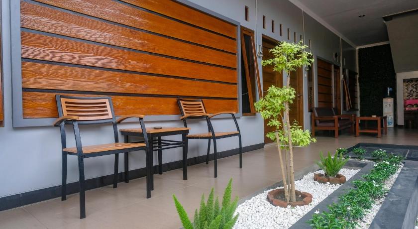 Hotel O Al Abror Homestay - image 12