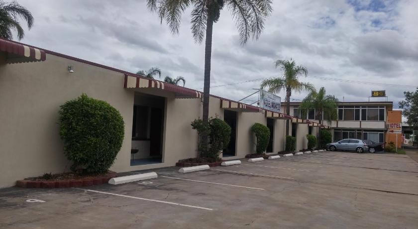 Motel Monaco photo