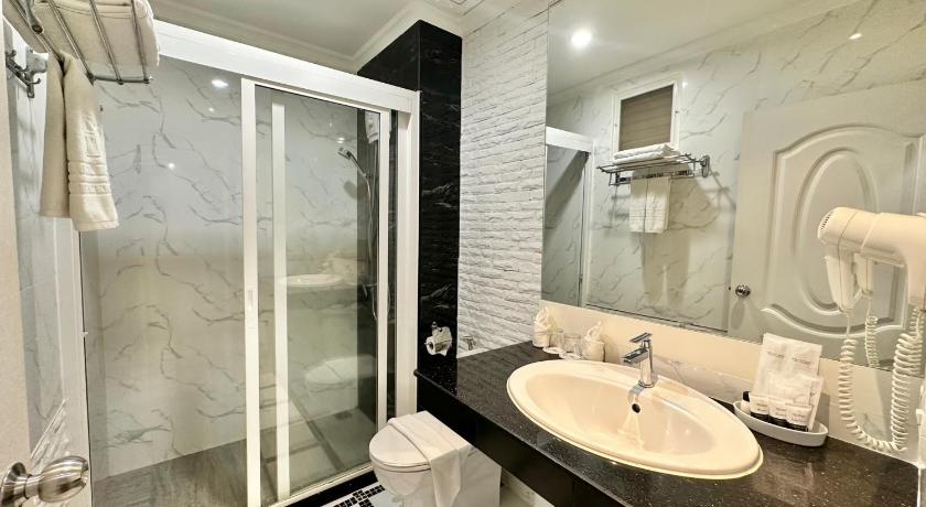 Image of Studio Deluxe Room 2