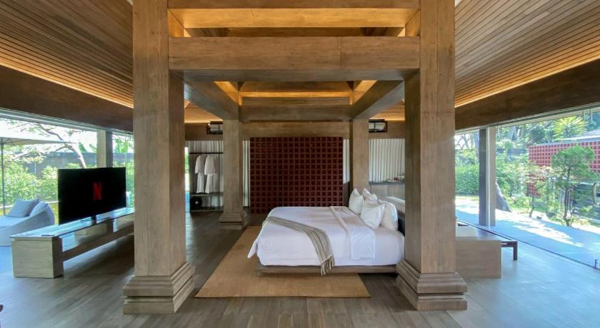 Djoglo Luxury Bungalow – Malang, ID