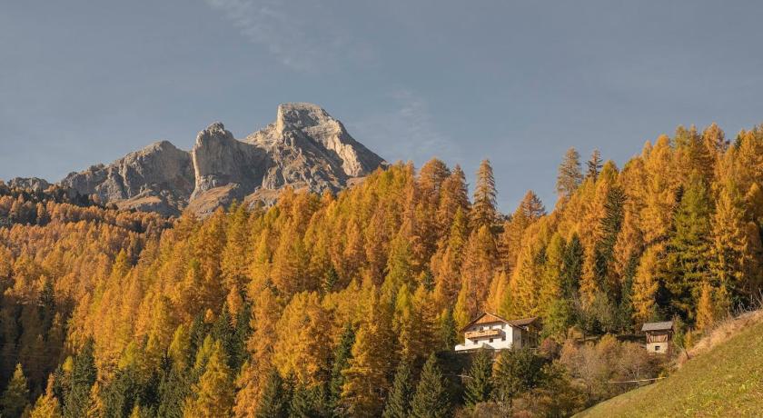 Ciasa Iachin - Dolomites Dream Retreat