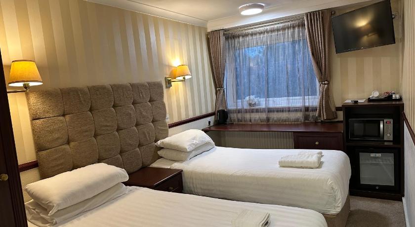 Image of Twin Room 1