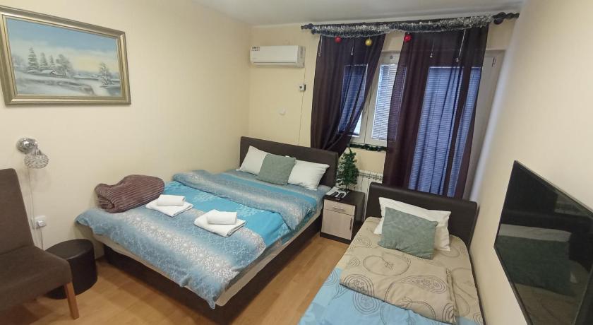 ベオグラード Apartments & Rooms -MDL Lazic 4つ星 ゲストハウス ロビー