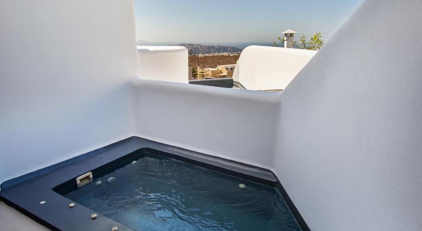 Aegean Blue Luxury Suites - image 6