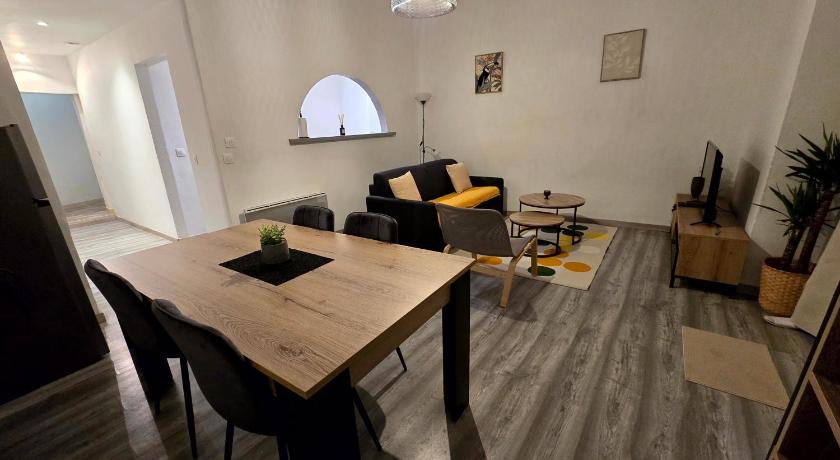 Appartement 2 chambres, cuisine equipee