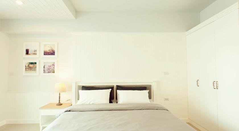 サームットサコーン The Eight 3つ星 ホテル ロビー