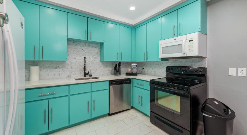Houston Spacious 2BR Apt with King Beds & Fully Equipped Kitchen 2-Star Accommodation amenity