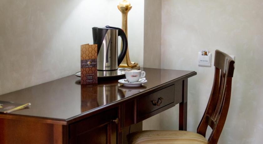 Rexton Hotel - image 14