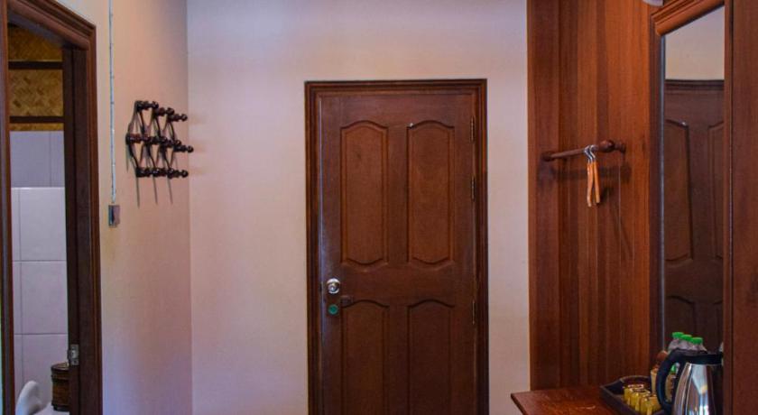 Image of Deluxe Double or Twin Room with Balcony 11