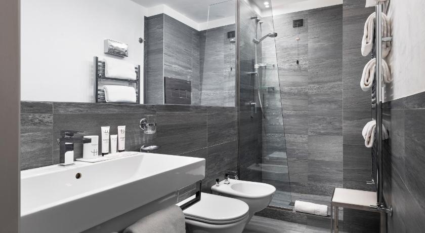 Image of Superior Double Room 4