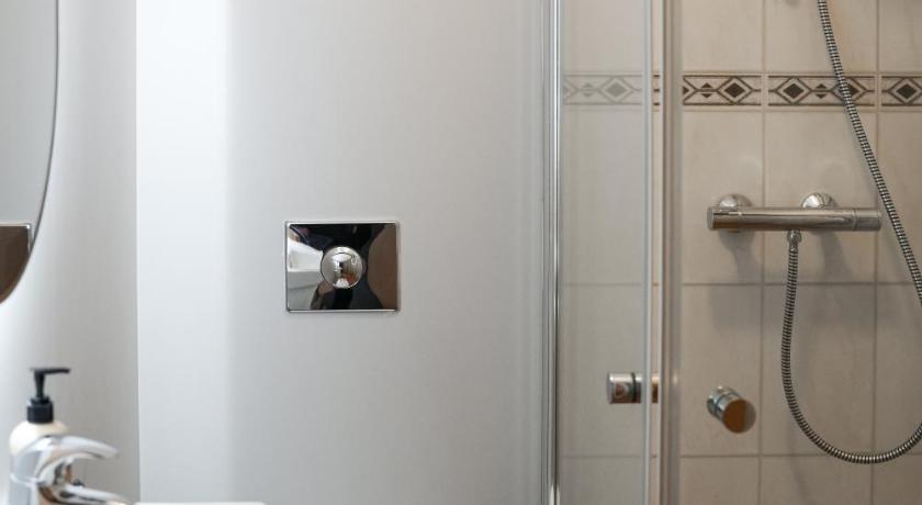 Image of Superior Double Room 17
