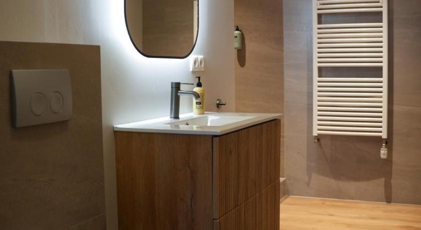 Image of Superior Twin Room 2