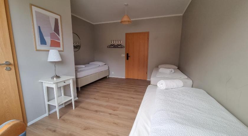 Image of Standard Triple Room 8