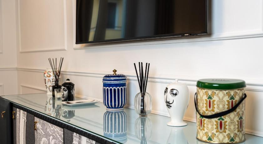 ローマ Vatican Boutique RHome 4つ星 シングルルーム レストラン