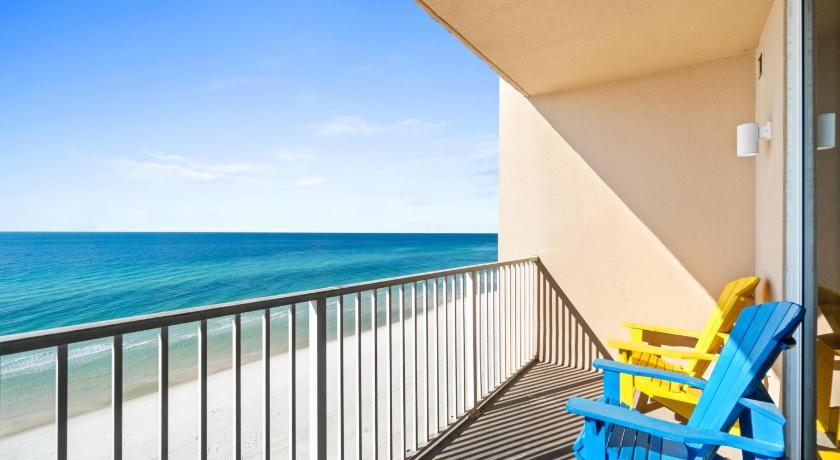 Image of Two-Bedroom Apartment with Balcony and Sea View 1