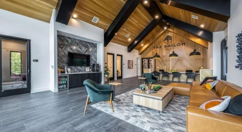 オースティン Luxurious New Unit 1Bd1Ba Pool, Golf Sim 4つ星 宿泊施設 外観