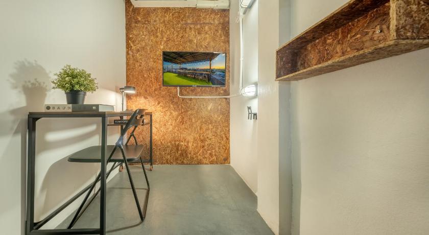 Image of Private Bunk 4