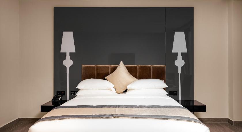 Image of Deluxe Single Room 1