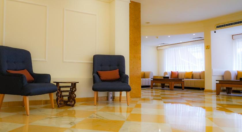 Manara Riva Suites - main image