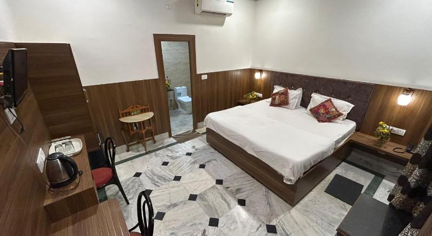 Hotel Zen - image 3